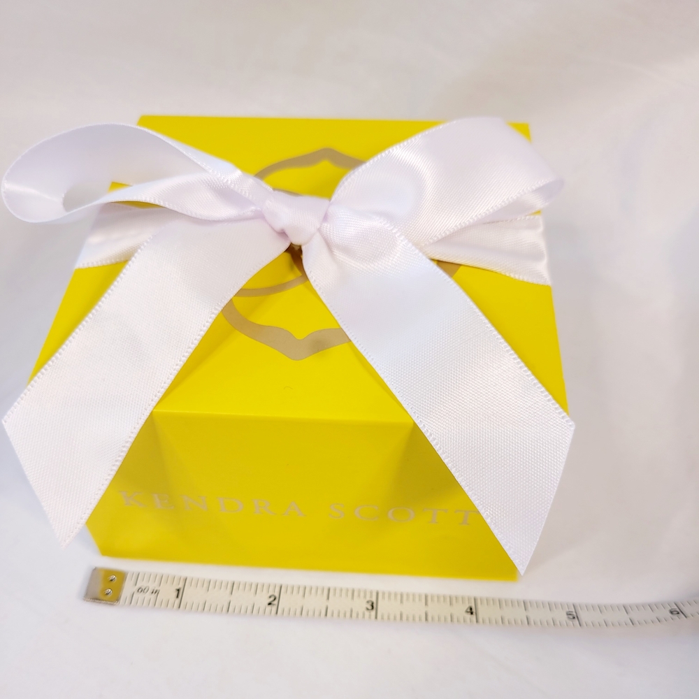 Kendra Scott Yellow Gift Box with White Ribbon - Picture 4 of 6